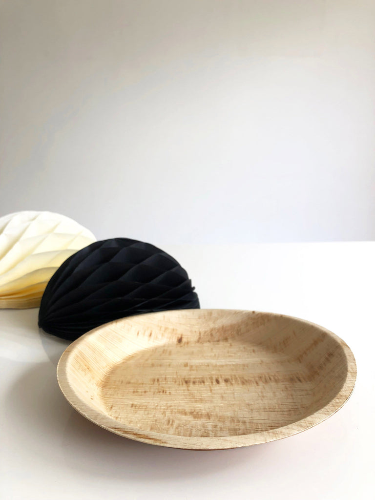 Large Round Compostable Palm Leaf Plate 24cm 25 or 100 Pcs Code. 5039